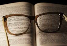 Ile kosztują najtańsze oprawki do okularów?